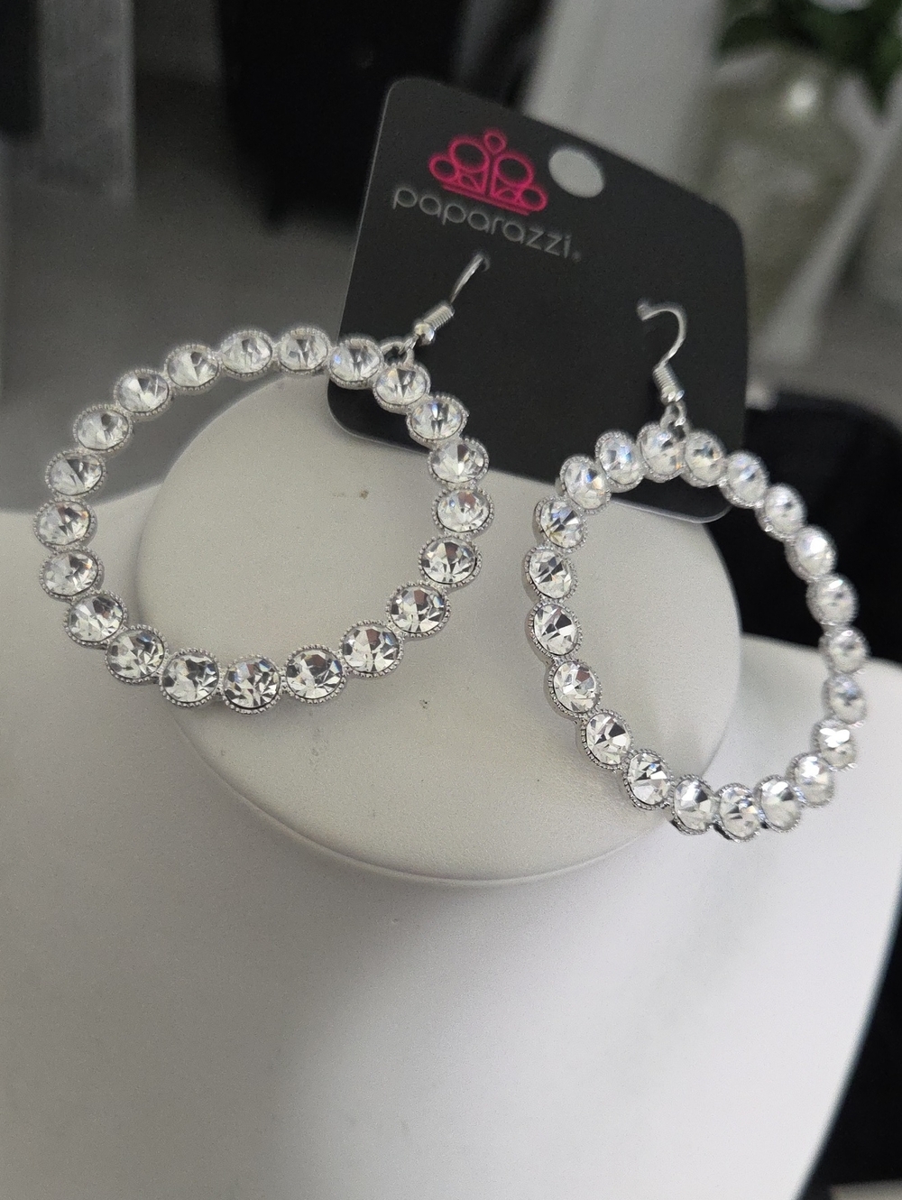 Paparazzi Welcome To The Glamboree White Earrings NWT